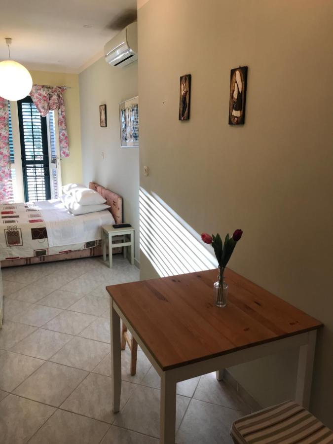 Studio In The Top Center Apartment Сплит Екстериор снимка
